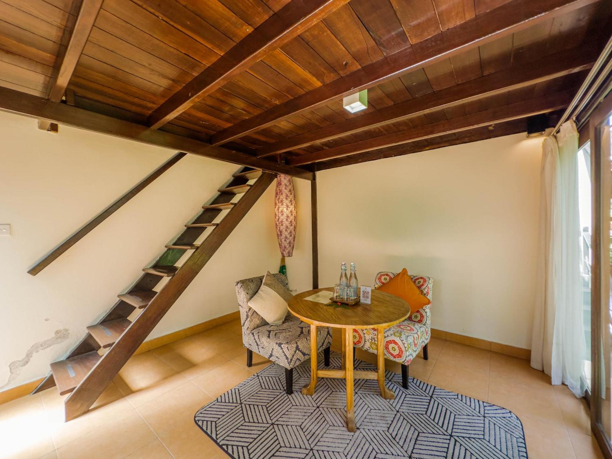 Ubud Sari Health Resort Екстер'єр фото