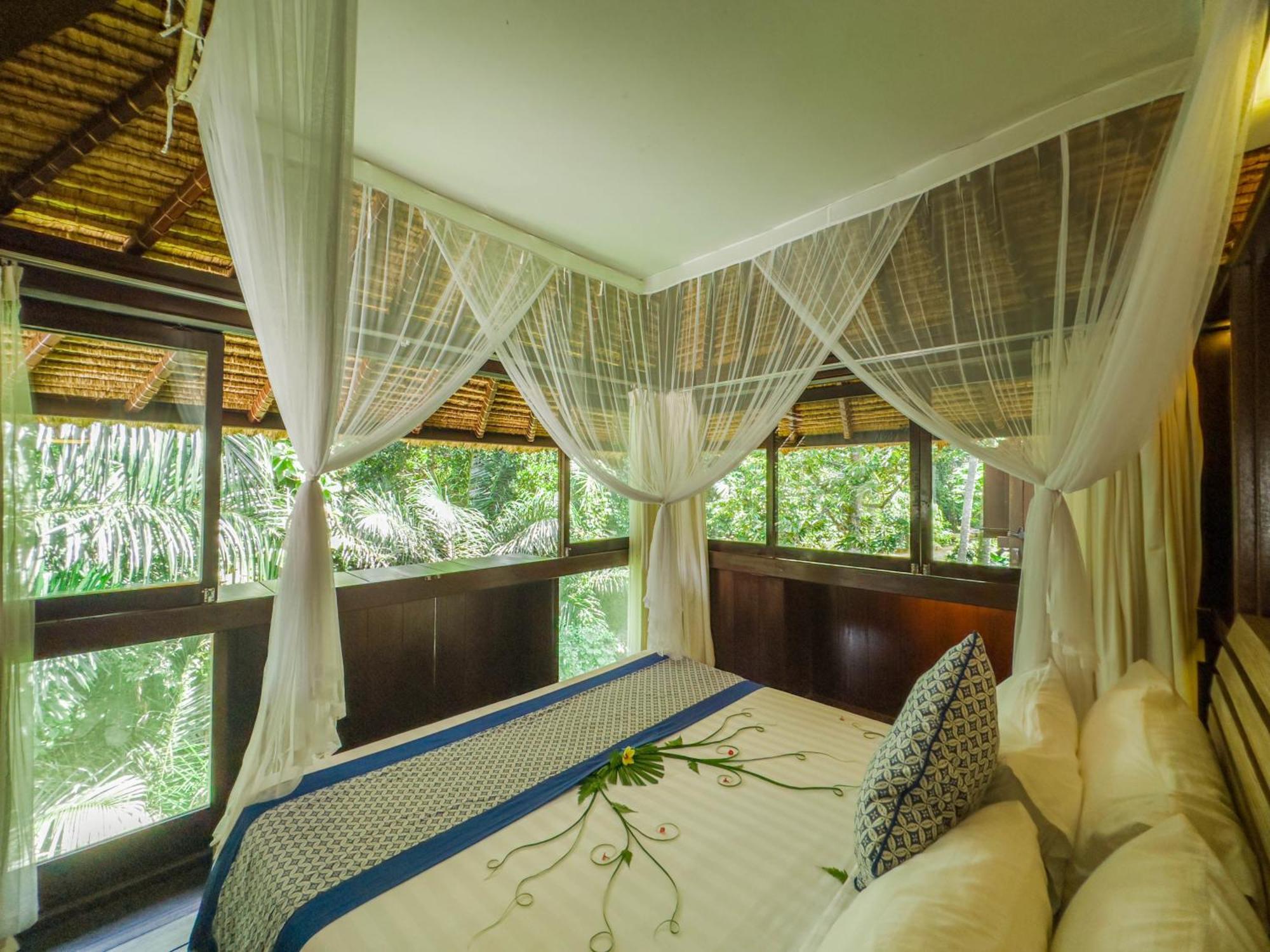 Ubud Sari Health Resort Екстер'єр фото