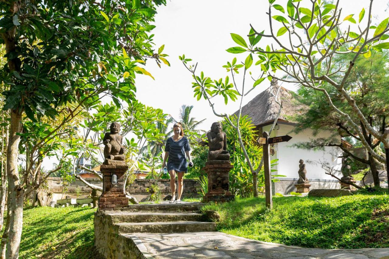 Ubud Sari Health Resort Екстер'єр фото