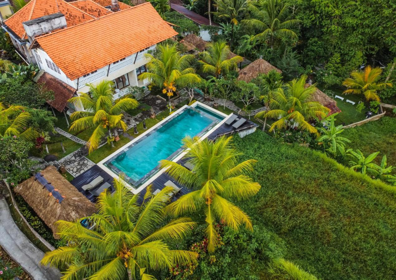 Ubud Sari Health Resort Екстер'єр фото